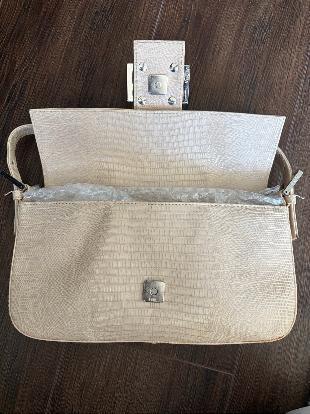 Rare Pink Lizard Exotic Vintage Fendi Baguette - Picture 13 of 17
